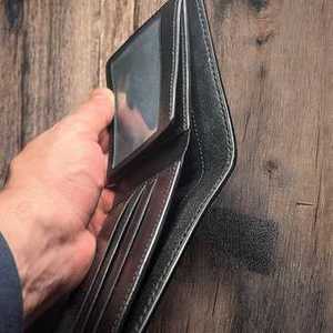 Black Color Attractive Hand <b>Tooled</b> Wolf Face Carved Border Stitched 100% Genuine <b>Leather</b> Material Bifold Card Cash Men's Wallets - Product Image 2