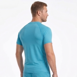 T-shirt de natation personnalisé pour homme, T-shirt de compression pour homme, T-shirt de plage ajusté, T-shirt de fitness à col rond pour homme - Product Image 6