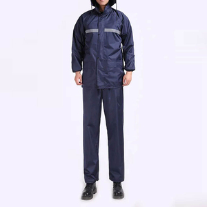 Traje Impermeable para Hombre con Capucha, Franjas Reflectantes, Chaqueta y Pantalones de Tela Oxford, Ropa para Exteriores - Product Image 4