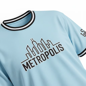 Ensemble 2 pièces pour homme : T-shirt décontracté à manches courtes imprimé et ensemble de survêtement avec logo brodé - Product Image 6