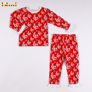 Ensemble de Noël avec motif « Ho Ho Ho » et bordure à volants, pyjamas pour bébés filles 100 % coton, certifié OEKO-TEX - BB3580 - Product Image 1