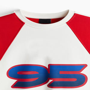 Sudadera con capucha unisex personalizada con estampado vintage, estilo oversize, con cremallera, informal, streetwear, holgada, con cuello redondo y hombros caídos. - Product Image 3