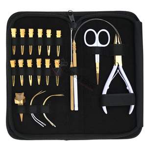 Kit d'outils OEM pour extensions capillaires avec pince à micro-anneaux, pinces à anneaux de séparation de cheveux, aiguilles, crochet de tirage et ciseaux - Product Image 1