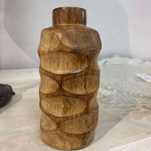 Último modelo de florero de madera de mango tallado a mano, soporte decorativo rústico hecho a mano para flores, para decoración de estantes y mesas del hogar. - Product Image 1