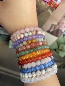 Bracelet extensible tendance pour femme SOFIYA CRAFT, en résine acrylique colorée, perles géométriques - Product Image 6