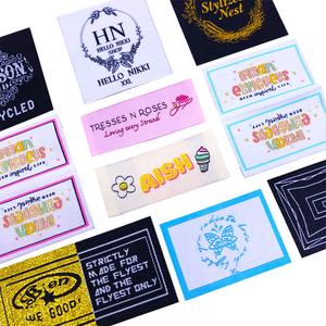 Etiquetas Tejidas Personalizadas para el Cuello con Tallas, Etiqueta Tejida de Alta Densidad y Etiquetas para Ropa - Product Image 2