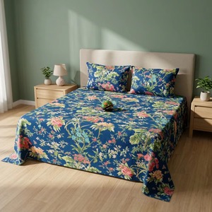 Ensemble de literie en coton traditionnel coloré |   Drap de lit imprimé vert avec taies d'oreiller assorties - Product Image 1