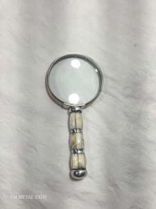 Loupe vintage en laiton argenté avec manche incrusté de nacre, loupe de poche de luxe, décoration de bureau, cadeau d'affaires - Product Image 6