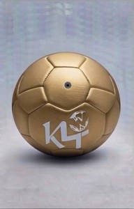 Balón de Fútbol Dorado con Logotipo K4, Material PU, Equipo de Entrenamiento de Artes Marciales - Product Image 3