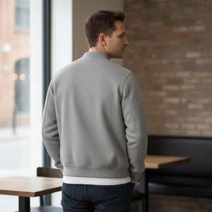 Chaqueta Universitaria Unisex Personalizada Hecha de Lana Premium y Mangas de Cuero Genuino, Bordado de Alta Calidad para Equipos o Marca Personalizada - Product Image 2