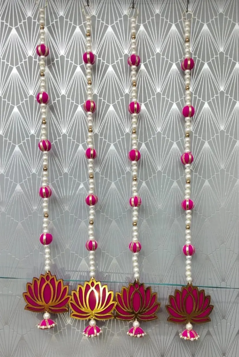 Belle décoration au design de lotus Tenture murale florale pour décor de temple, décor de Diwali, décor de mariage et de festival