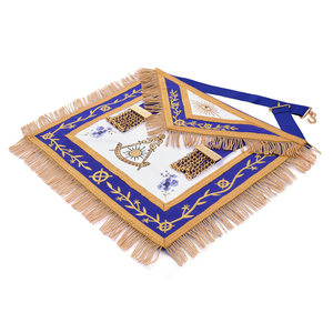 Tablier de Maître Ancien de la Loge Bleue - Fournisseur de regalia avec franges en tresse dorée et fils d'or, offrant un savoir-faire exceptionnel. - Product Image 6