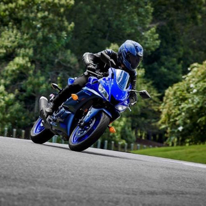 มอเตอร์ไซค์สำหรับผู้เริ่มต้น ขับขี่ลื่นไหล ใช้เครื่องยนต์ยามาฮ่า YZF R3 300 ซีซี เหมาะสำหรับการขับขี่ในชีวิตประจำวัน - Product Image 6