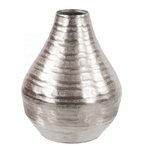 Jarrón Decorativo de Aluminio Moderno y Novedoso para Decoración del Hogar, Precio al por Mayor - Product Image 6