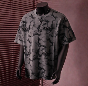 เสื้อยืดโอเวอร์ไซส์ลายเทรนดี้สำหรับผู้ชายปี 2026 พิมพ์ลายแบบซับลิเมชั่นเต็มตัว สไตล์ลำลอง คอกลม แขนสั้น รับผลิตแบบ OEM ODM - Product Image 1