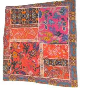 Écharpe carrée bohème patchwork, imprimé géométrique vintage à feuilles et pois, avec pompons, légère, effet soie, multifonctionnelle, pour femme - Product Image 1