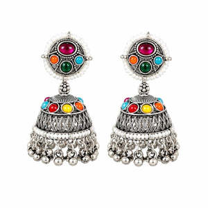 Conjunto de Joyería Tradicional Navratri con Collar Choker Multicolor Plateado Oxidado y Pendientes Jhumka para Mujer (OXJ007) - Product Image 2