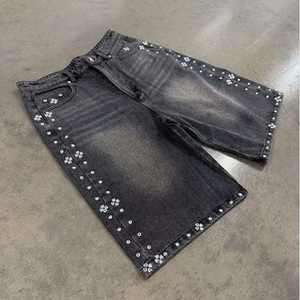 Shorts de algodón de calidad con logotipo personalizado, shorts deportivos desgastados al por mayor, shorts negros vintage con lavado ácido para hombre - Product Image 4