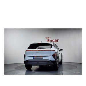 Hyundai Kona 1.6 Turbo Gasolina 2WD con Caja de Cambios Automática, Modelo Junio 2024, 5489 km, Emisión Euro V, Asientos de Cuero, Cámara Trasera - Product Image 3