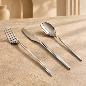 Ensemble de couverts en acier inoxydable poli miroir de qualité supérieure, collection de salle à manger en trois pièces | Ensemble élégant de fourchettes, couteaux et cuillères en argent pour la table - Product Image 2