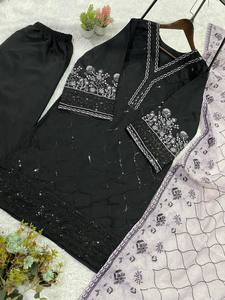 Vestido Tradicional Indio-Pakistaní de Algodón para Mujer, Largo hasta el Tobillo, Color Negro, Diseño Bordado, Estilo Casual, Corte Regular - Product Image 3