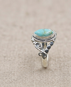 Anillo Boho Hecho a Mano con Turquesa Azul Marquesa Natural, Plata de Ley 925, Chapado en Oro Amarillo y Oro Rosa de 18k, Regalo - Product Image 4