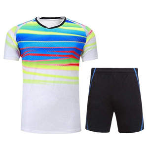 Uniforme de Tenis, Tela Suave y Transpirable, Ajuste Cómodo, Diseño de Alta Calidad, Opción de Logotipo Personalizado para Entrenamientos, Partidos y Juego al Aire Libre - Product Image 2
