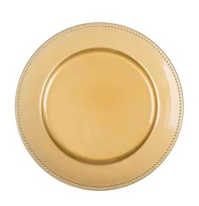 Assiette de présentation vintage en laiton – Vaisselle haut de gamme pour la décoration de maisons de luxe et de banquets - Product Image 1