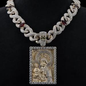 Collar llamativo de Hip Hop con colgante de icono religioso de moissanita de lujo con incrustaciones, marco cuadrado en tono dorado y cadena cubana - Product Image 1