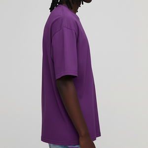 Camiseta de hombre de alta calidad con logo impreso en serigrafía personalizada, 100% algodón grueso (210g), ecológica, camiseta de hombre con logo personalizado. - Product Image 4