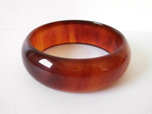 Bracelet en résine époxy coloré fait à la main, bijoux modernes pour femmes - Product Image 3