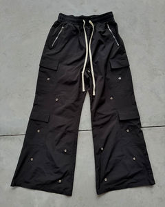 Pantalones Cargo Personalizados para Hombre, de Poliéster, Estilo Windbreaker, Holgados, con Remaches, 8 Bolsillos, Casuales, Estilo Urbano, Tácticos y Utilitarios - Product Image 1