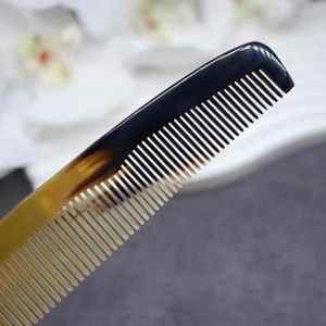 Peigne en corne naturelle, écologique, poli à la main, peigne de poche en corne, excellent pour tous les types de cheveux, outil de toilettage pratique pour les voyages - Product Image 4