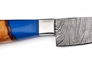 Couteau de chef artisanal en acier Damas, manche hybride en résine bleue et bois de burl, couteau utilitaire de préparation - Product Image 5