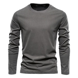 เสื้อยืดคอกลมแขนยาวสีขาวล้วนสำหรับผู้ชาย ทรงเข้ารูป สไตล์ลำลอง ผ้าเจอร์ซีย์คอตตอน 100% แบบถัก - Product Image 6