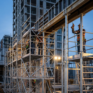 Puntal de Acero Ajustable de Calidad Internacional EN12810 para Encofrados y Andamios, Galvanizado en Caliente, Vietnam - Product Image 3