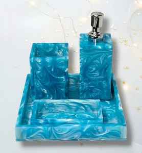 Ensemble d'accessoires de salle de bain en résine à motif marbre gris : Distributeur de savon à pompe, Gobelet porte-brosse à dents, Porte-savon, Plateau de vanité pour salle de bain - Product Image 5