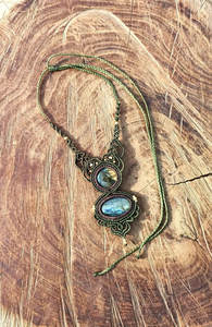 Collier en macramé à double pierre avec pendentif fleur, grand bijou en acier inoxydable à effet vert, HARI OM CREATIONS - Product Image 6