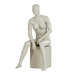Mannequin féminin sans visage de bonne qualité, assis sur une chaise, mannequin féminin en position assise, corps entier, pour la présentation de vêtements - Product Image 3