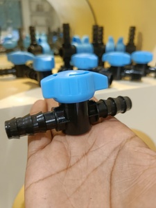 Vanne mini-embout en plastique pour ruban d'irrigation goutte à goutte agricole et de jardin, haute qualité, vente en gros - Product Image 3