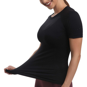 T-shirt de compression pour femme à haute élasticité, coupe ample, pour le jogging et l'entraînement en extérieur - Haut de sport respirant et à séchage rapide - Product Image 1