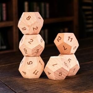 Dés en bois certifiés de qualité supérieure pour l'exportation mondiale – Accessoire de jeu en gros pour le marché international des jeux de société - Product Image 4