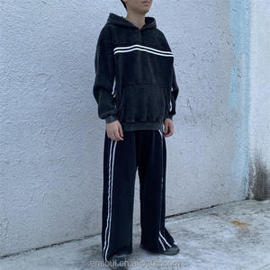 Conjunto de Sudadera con Capucha y Pantalones Deportivos con Logotipo Personalizado, Estilo Streetwear, Lavado Ácido, con Franjas para Hombre - Product Image 3