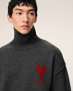 Suéter de Cuello Alto Gris Oscuro para Hombre, con Logotipo de Corazón Bordado, Tejido de Lana, Estilo Holgado, para Invierno - Product Image 3