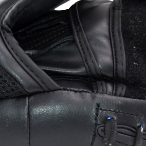 Pads de frappe professionnels en cuir PU, personnalisables avec logo, pour entraînement MMA et Kick Boxing, fabriqués au Pakistan - Product Image 6