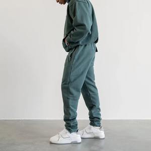 Survêtements de jogging personnalisés pour hommes avec logo brodé et impression sérigraphiée, ensemble sweat à capuche court zippé et pantalon de survêtement large - Product Image 5