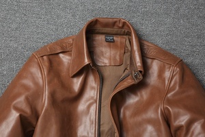 Blouson aviateur en cuir véritable pour homme, col rabattu, fermeture éclair, couleur unie, coupe classique, style moto, pour l'automne - Product Image 4