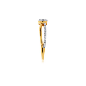 Anillo de Diamantes Infinite Gleam, Anillo con Curva Infinita, Oro Amarillo de 14K, Anillo de Diseño con Diamantes Redondos de 0.25 CT - Product Image 5