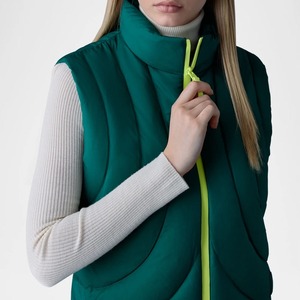 Chaleco acolchado verde para mujer con cuello alto y cierre de cremallera, ropa exterior informal a prueba de viento - Product Image 2