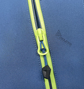 Veste coupe-vent pour homme en tissu confortable et de haute qualité, respirante et douce, pour homme - Product Image 4
